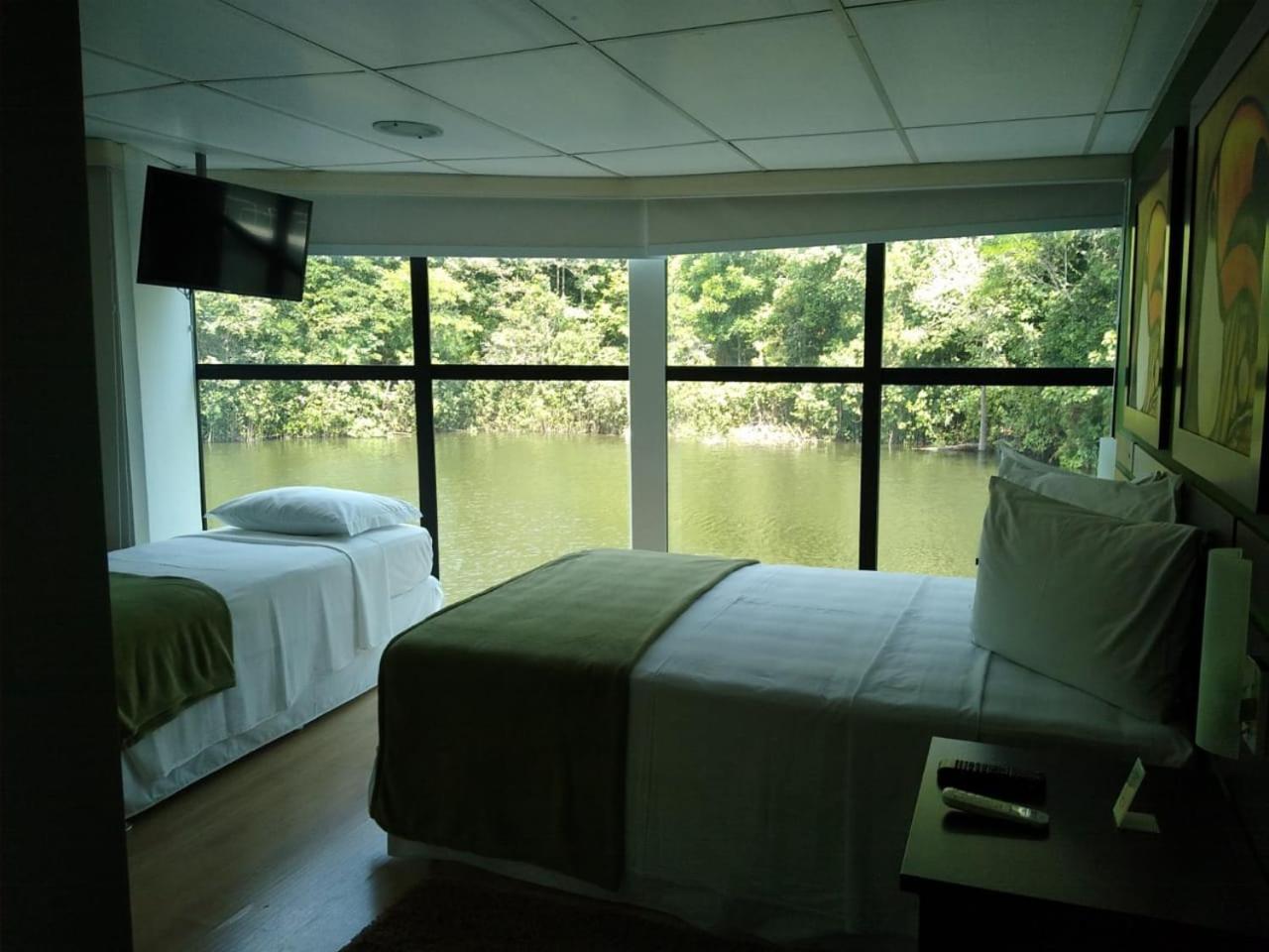 Uiara Amazon 5*
